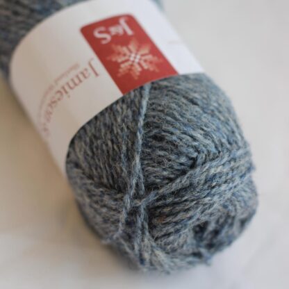 FC61 Light Blue Grey 2 ply Jumper Weight