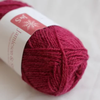43 Dark Fuchsia 2 ply Jumper Weight